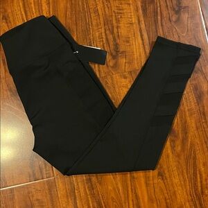 Zoe + Phoebe active legging mesh Sz M NWT